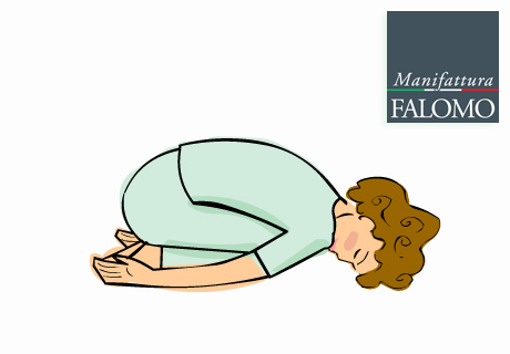 Yoga: balasana position to sleep better.