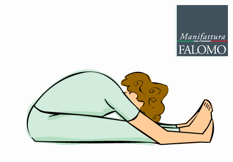 Yoga: paschimottasana position to sleep better.