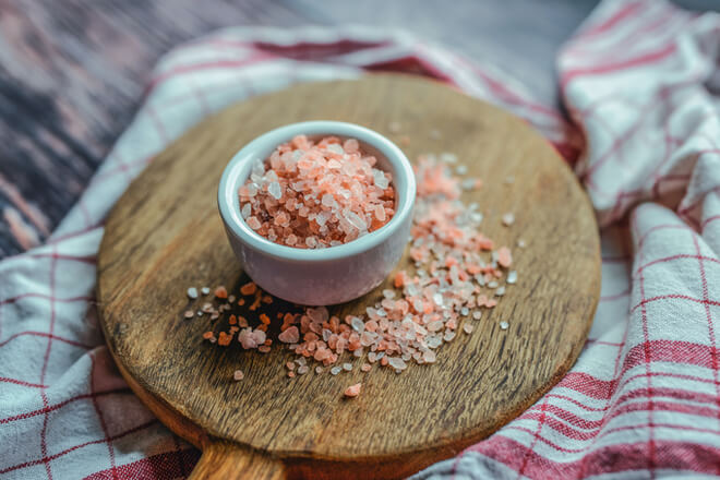 Salt and honey: an unusual combination!